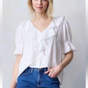 EUC LC Lauren Conrad White Ruffle V-Neck Blouse L